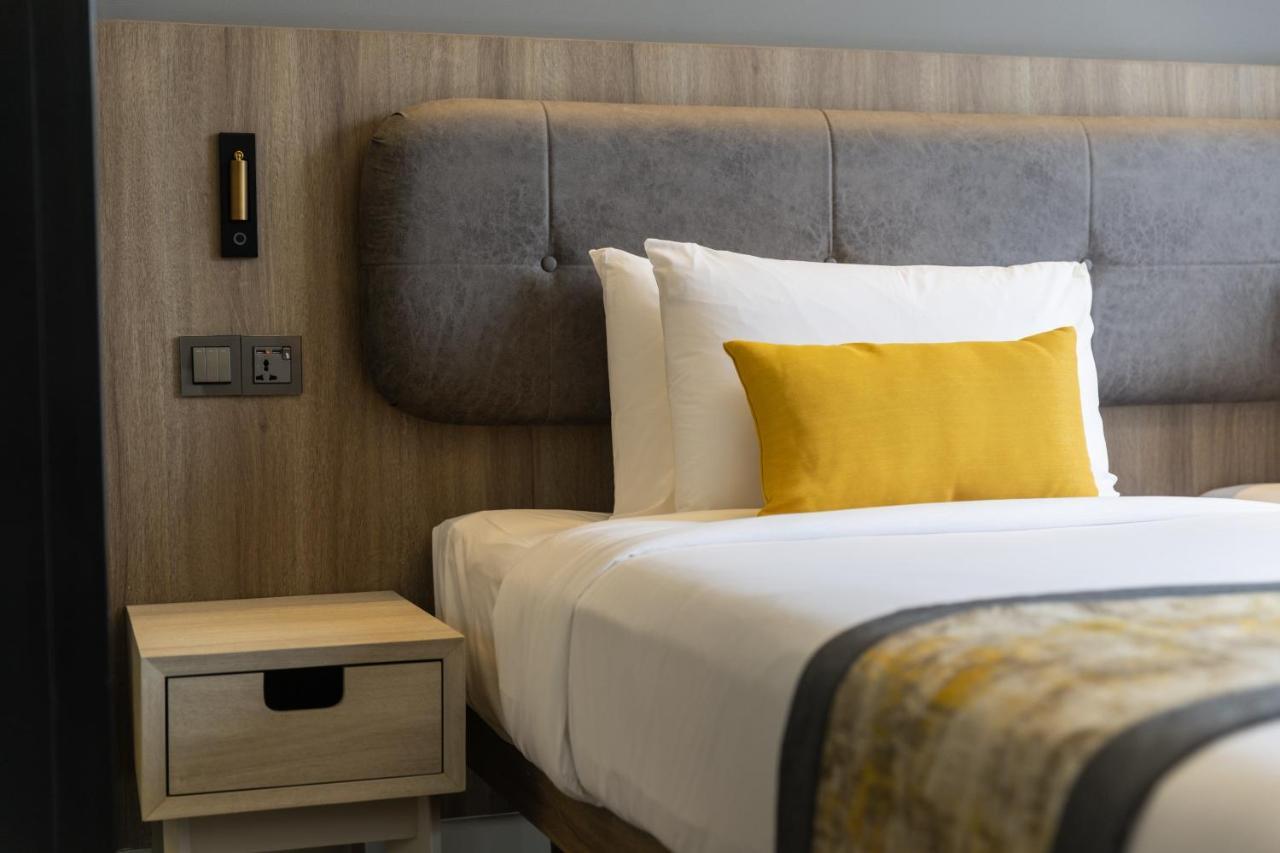 Bandalo Boutique Hotel - Patong Beach Road Екстериор снимка