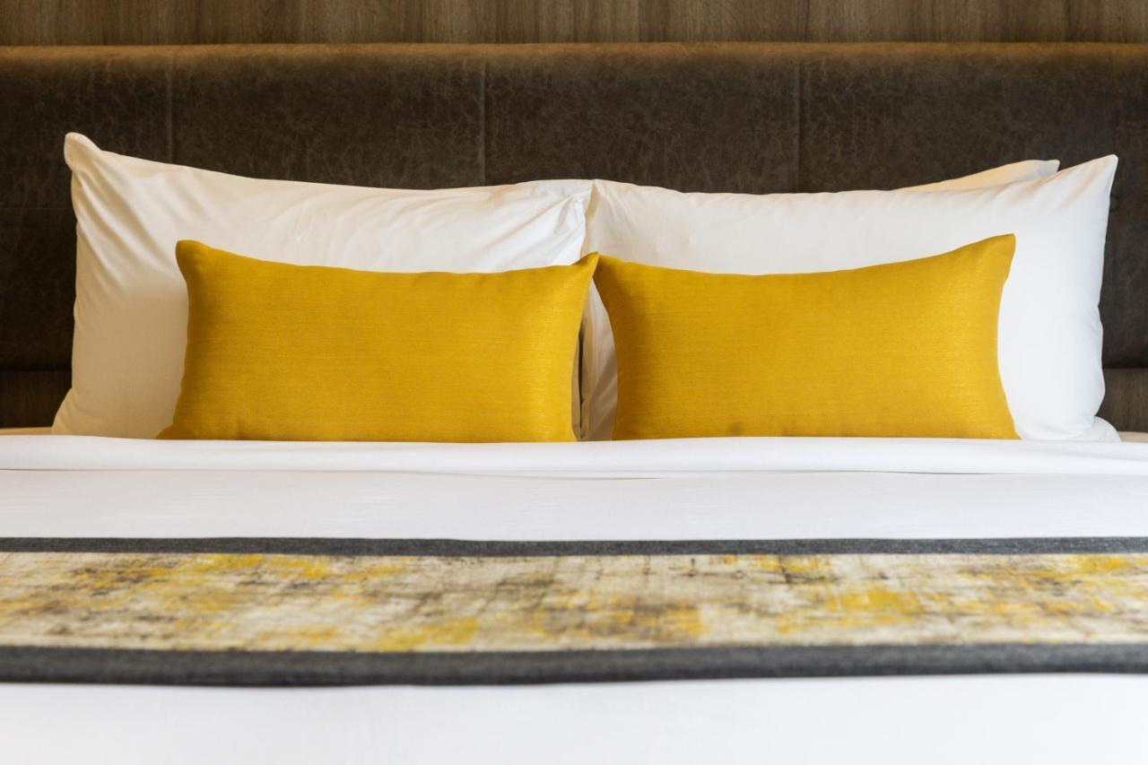 Bandalo Boutique Hotel - Patong Beach Road Екстериор снимка