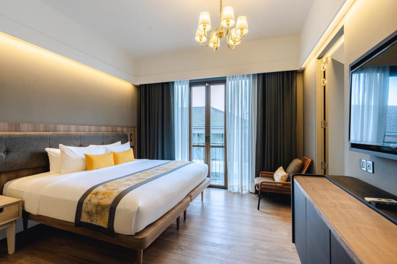 Bandalo Boutique Hotel - Patong Beach Road Екстериор снимка