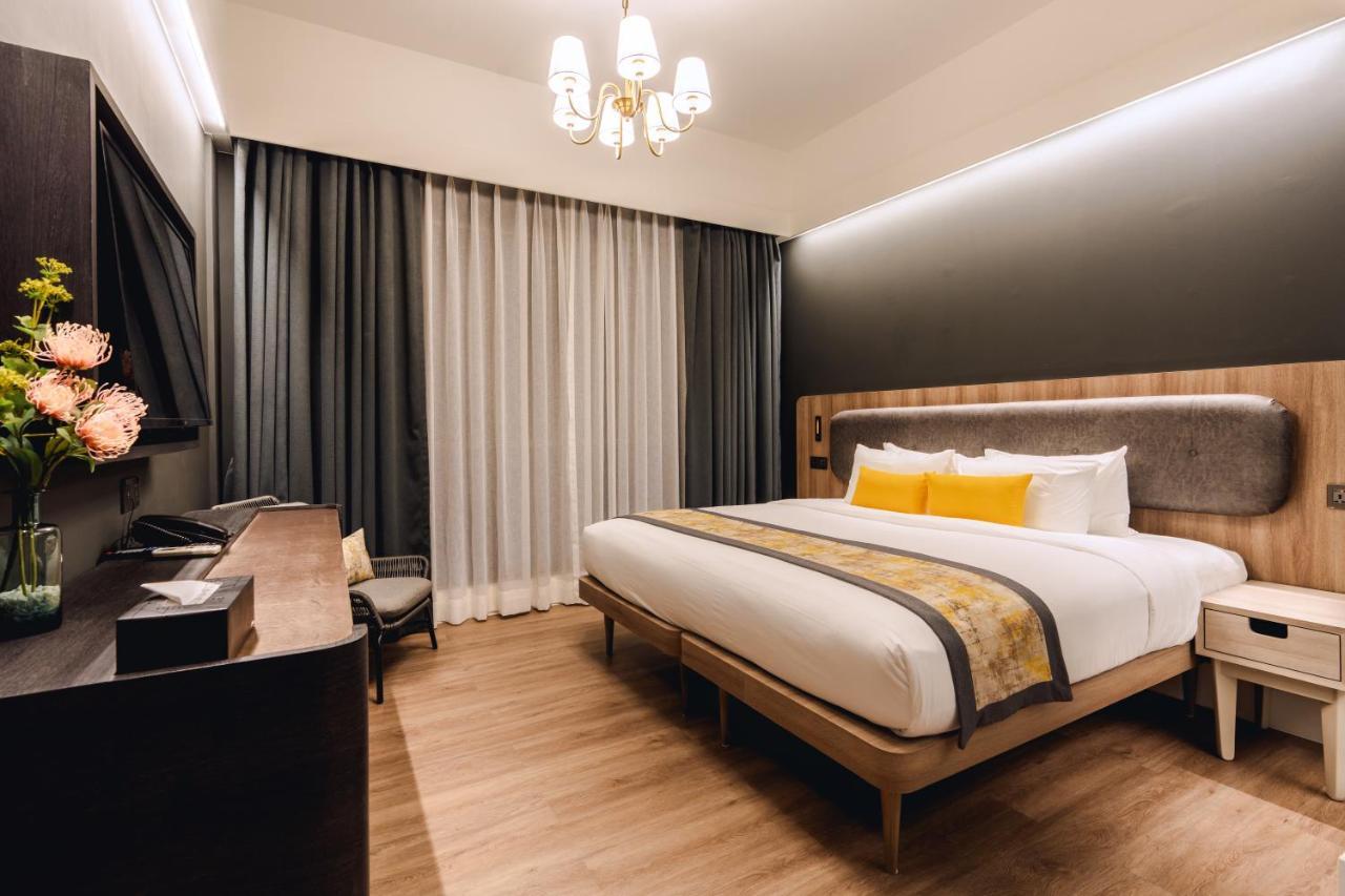 Bandalo Boutique Hotel - Patong Beach Road Екстериор снимка