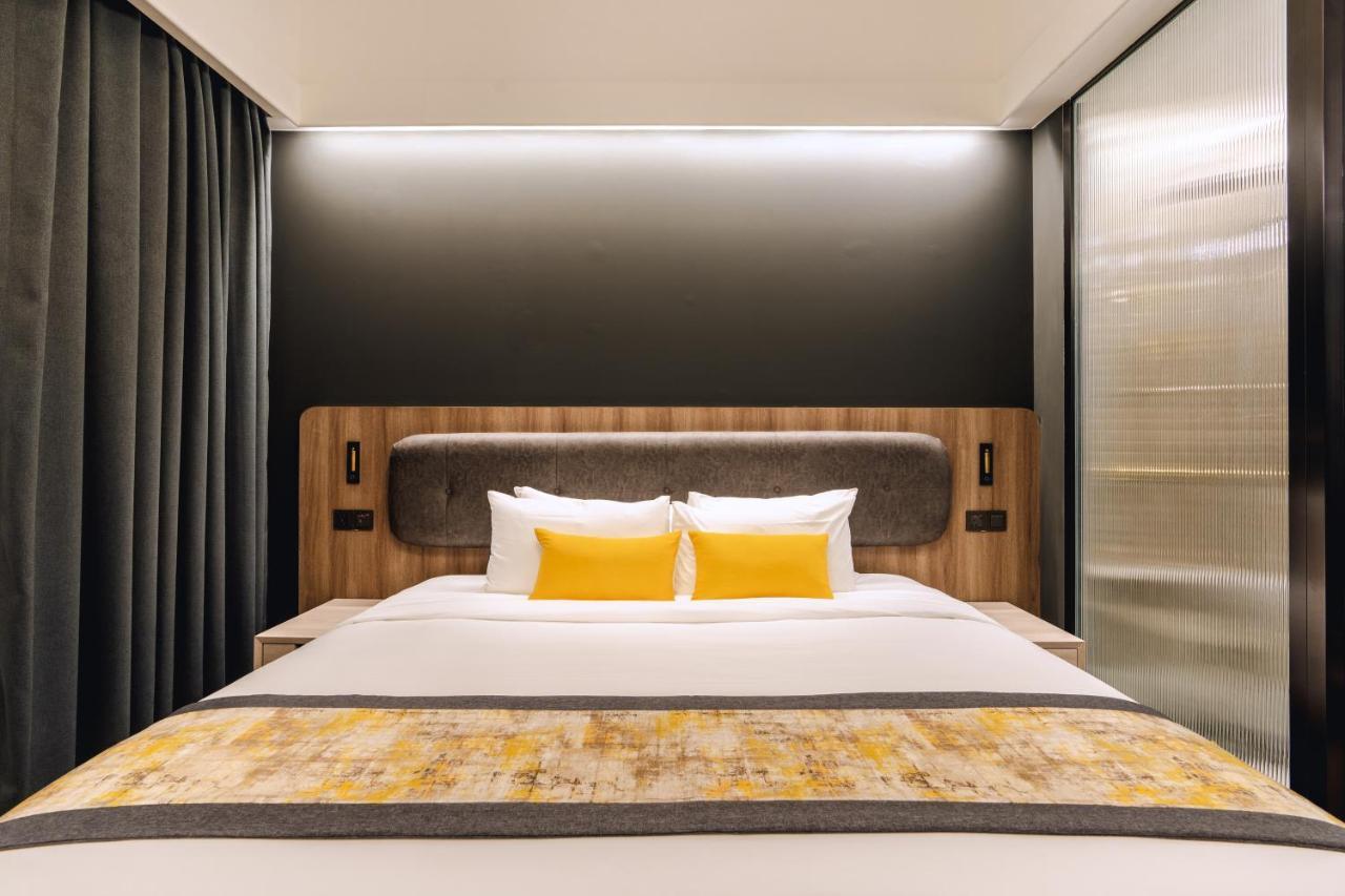 Bandalo Boutique Hotel - Patong Beach Road Екстериор снимка