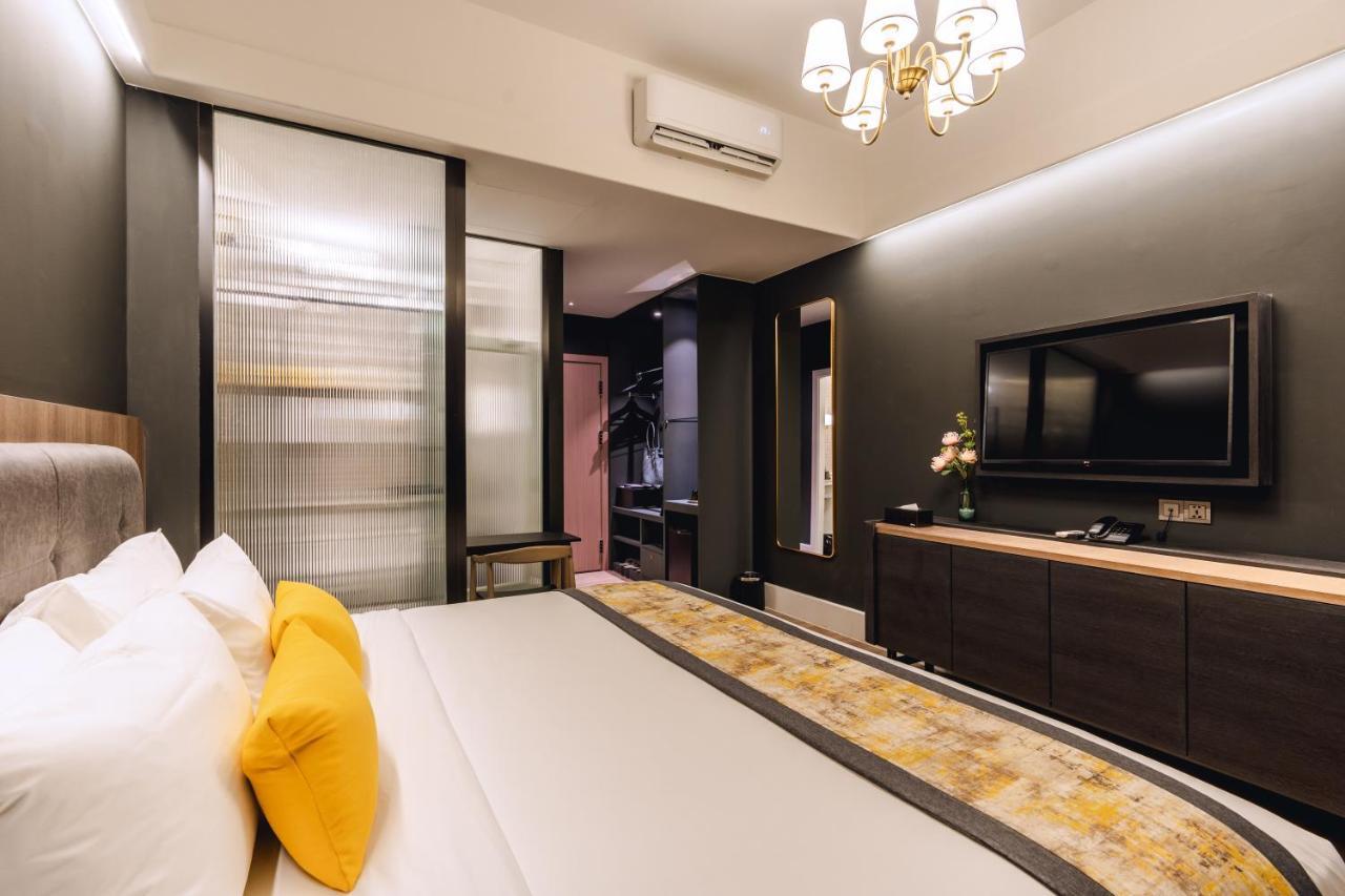 Bandalo Boutique Hotel - Patong Beach Road Екстериор снимка